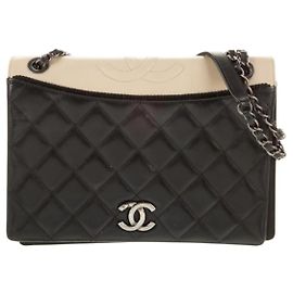 Bolsa Chanel Ballerine em couro de bezerro matelassê preto/bege Preto Bege