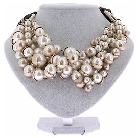 Collar Dior de perlas dorado Dorado