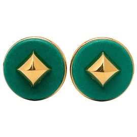 Boucles d'oreilles Médor rondes clipsées en cuir et plaqué or vert Hermès Vert