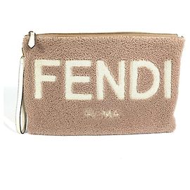 Clutch Fendi in shearling rosa beige Beige