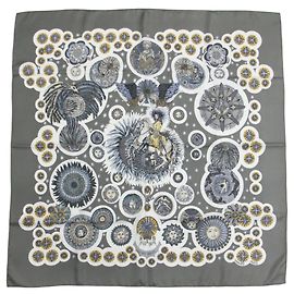 Hermès HERMES Carre 90 LE ROY SOLEIL Sciarpa in seta Marrone