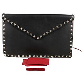 Valentino Garavani Clutch Envelope Rockstud Preto