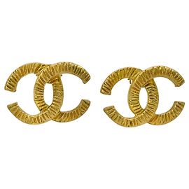 Boucles d'oreilles Chanel Vintage Logo CC Dorées Doré