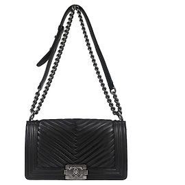 Chanel Boy Chanel matelassé medium Noir