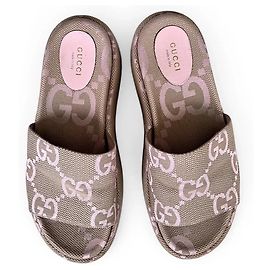Gucci GG Supreme Sandálias de Plataforma em Lona Bege e Rosa Rosa Bege
