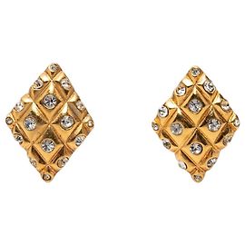 Orecchini a clip Chanel placcati oro e strass D'oro