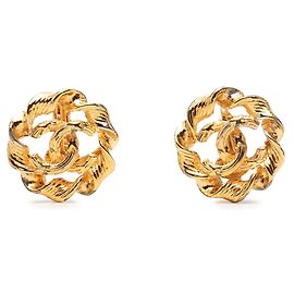 Orecchini a clip tondi Chanel Coco Mark in Oro D'oro