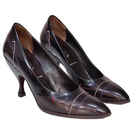Prada Escarpins en cuir bout pointu Noir