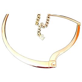 Collier Pierre Cardin doré avec pendentif 'C' Doré