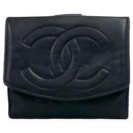 Chanel Vintage Coco Mark Lambskin Leather Bi-fold Wallet Black
