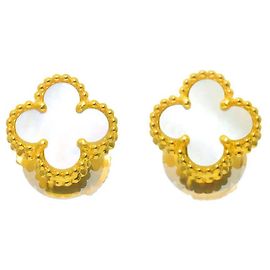 Brincos Sweet Alhambra Van Cleef & Arpels Outro