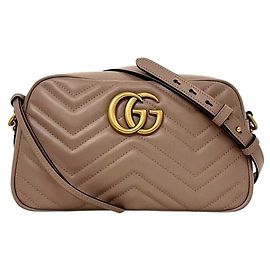 Bolsa de ombro com corrente em couro bege Gucci GG Marmont Bege