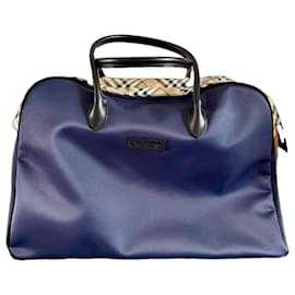 Sac de voyage Burberry Nylon Bleu Marine Bleu Autre
