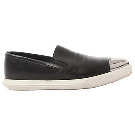 Mocassins en cuir Miu Miu noirs 5S9010, Taille 38.5 EU Noir