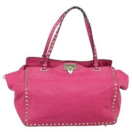 Tote Valentino Garavani Rockstud en cuir texturé Medium Rose