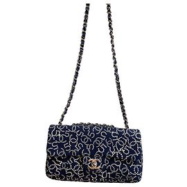 Borsa Chanel Classic Flap blu navy in tessuto Bianco Blu