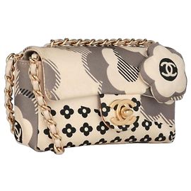 Chanel Bolso Flap Estampado Floral Blanco Beige Gris