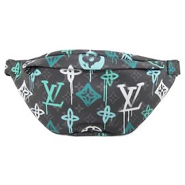 Borsa a tracolla Louis Vuitton Discovery Bumbag Monogram Eclipse Nero