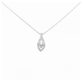 Autre Marque Platinum Diamond Necklace Silvery