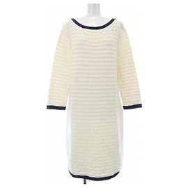 Chanel Kleid aus Kaschmirmischung Beige Marineblau
