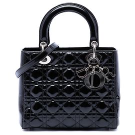 Dior Lady Dior Cannage negro en charol tamaño Medium Negro