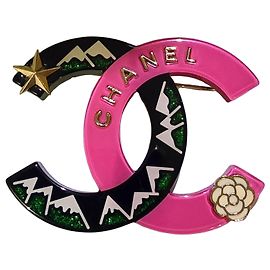 Chanel CC Montagne Camélia Resin Brooch Multiple colors