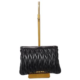 Miu Miu Clutch Matelassé in pelle Nero Nero