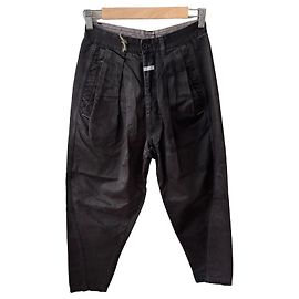 Autre Marque Marithé François Girbaud Pantalones de algodón plisado negros Negro