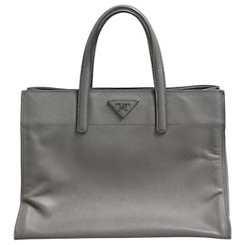 Prada Sac Cabas en Cuir Saffiano Gris