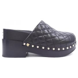 Chanel Clogs aus Lammleder Schwarz