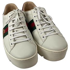Gucci Ace Bee Platform Sneaker aus Leder Weiß Rot Beige Grün
