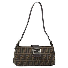 FENDI Zucca Canvas Mamma Baguette Shoulder Bag Black Brown Auth 186900SAM Marron Noir
