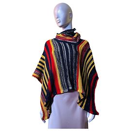 Missoni Poncho en maille à rayures multicolores Noir Rouge Multicolore Jaune