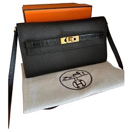 Hermès Kelly To Go Touch en Veau Epsom Noir Noir
