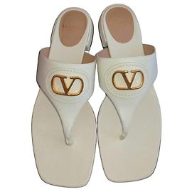 Valentino Garavani VLogo White Leather Flat Sandals White