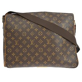 Louis Vuitton Abbesses Messenger Monogram Canvas Marrom