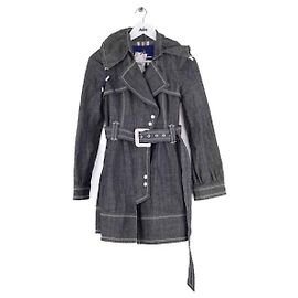Burberry Gabardina gris Gris