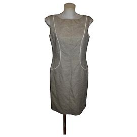 Blumarine Kleid aus Wolle und Seide grau Weiß Grau