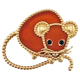 Van Cleef & Arpels Lucky Animals Mouse Clip, Or rose, Cornaline, Onyx, Montre femme Rose