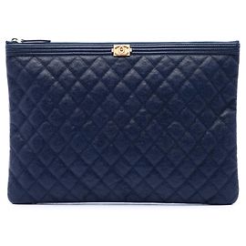 Chanel Blue Large Quilted Caviar Boy O Case Clutch Blau Marineblau