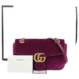 Gucci Bolsa de ombro transversal GG Marmont pequena Roxo