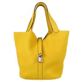 Hermès Picotin Lock Clemence GM Giallo