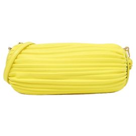 Pochette de cuero amarillo Loewe Amarillo
