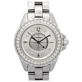 Reloj Chanel J12 Chromatic Diamond Bezel Otro