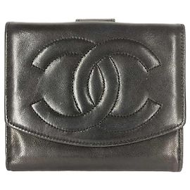 Chanel Timeless CC Bifold Wallet Caviar Black