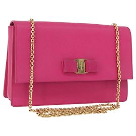 Salvatore Ferragamo Vala Chain Leather Rosa