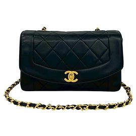 Borsa a Spalla Chanel Matelassé Diana Flap Nero