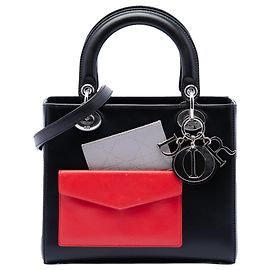 Lady Dior en cuir de veau noir taille Medium Noir