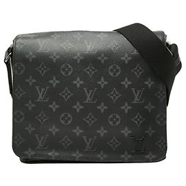 Sac District PM en monogramme Eclipse Louis Vuitton Noir