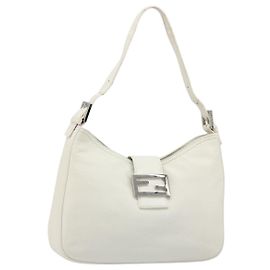 FENDI Mamma Baguette Shoulder Bag Leather White Silver Auth 185820M Silvery White